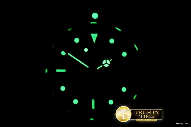 1202 ROLSD061 – SeaDweller UrbanChic 1020